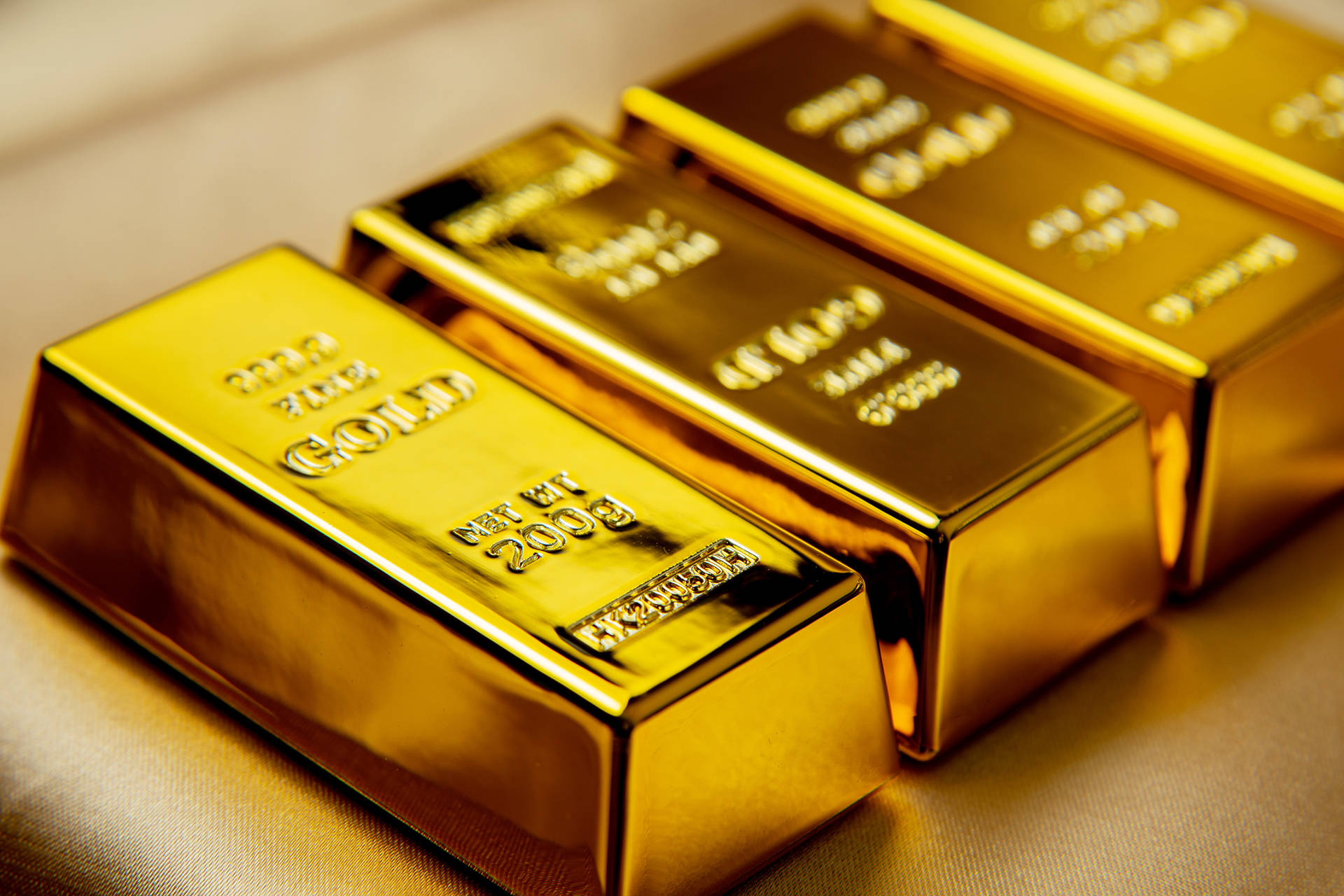 20 世纪 50 年代，欧洲各国为何纷纷把手中的美元兑换成黄金？